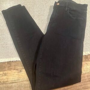 Women’s J Brand Women's Dark indigo Skinny Jeans. Size 28.